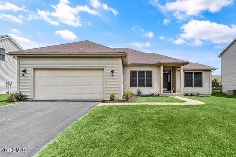 Photo of 26618 Woodmont Drive, Perrysburg, OH 43551 (MLS # 10005459)