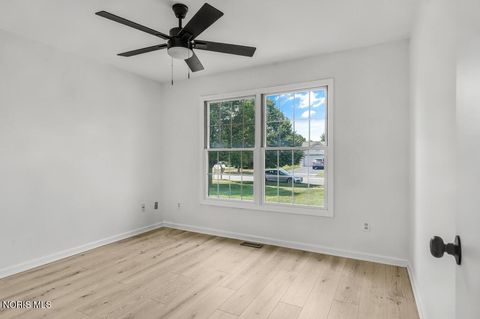 Tiny photo for 26618 Woodmont Drive, Perrysburg, OH 43551 (MLS # 10005459)