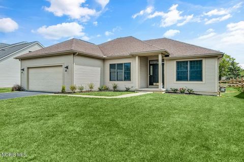 Tiny photo for 26618 Woodmont Drive, Perrysburg, OH 43551 (MLS # 10005459)