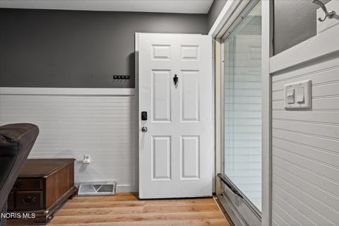 Tiny photo for 832 Anderson Street, Northwood, OH 43619 (MLS # 10006549)