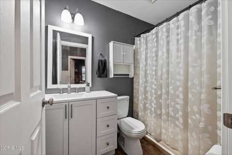 Tiny photo for 832 Anderson Street, Northwood, OH 43619 (MLS # 10006549)