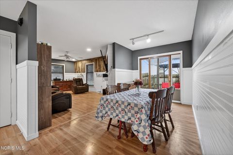 Tiny photo for 832 Anderson Street, Northwood, OH 43619 (MLS # 10006549)