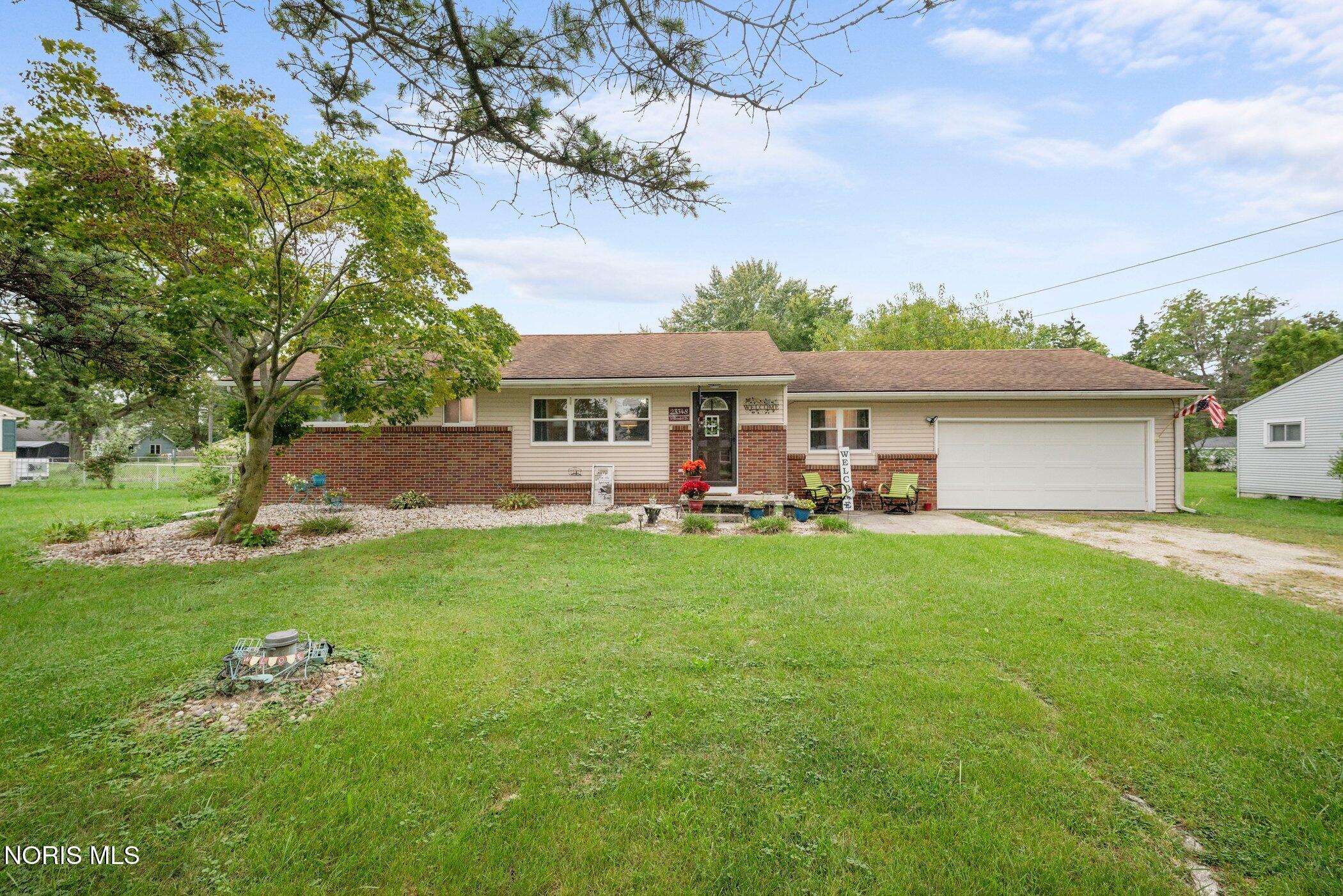 23348 W Centerfield Drive