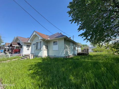 Tiny photo for 1944 N Michigan Street, Toledo, OH 43611 (MLS # 10008007)