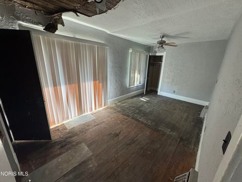 Tiny photo for 1944 N Michigan Street, Toledo, OH 43611 (MLS # 10008007)