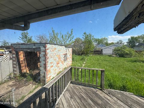 Tiny photo for 1944 N Michigan Street, Toledo, OH 43611 (MLS # 10008007)