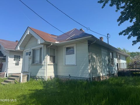 Tiny photo for 1944 N Michigan Street, Toledo, OH 43611 (MLS # 10008007)