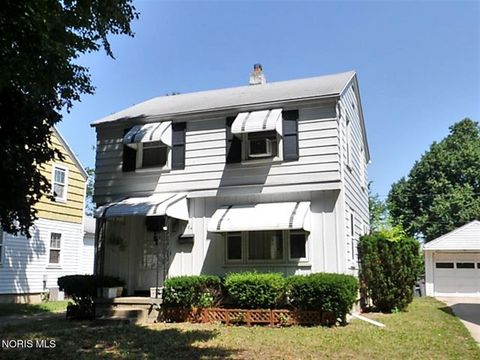 Photo of 1204 Hawk Street, Toledo, OH 43612 (MLS # 10007427)