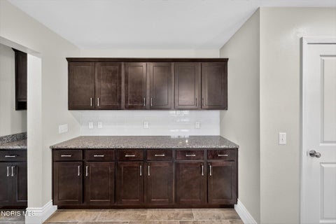 Tiny photo for 5565 Waterbrook Court, Sylvania, OH 43560 (MLS # 10012314)