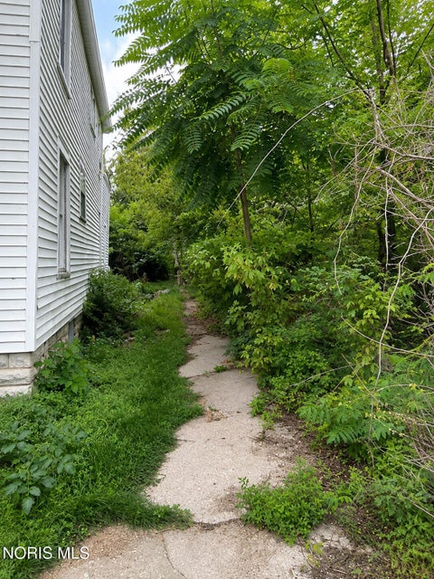 Tiny photo for 180 E Perry Street, Tiffin, OH 44883 (MLS # 10012688)