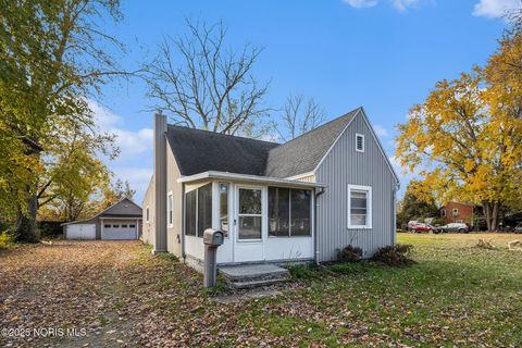 Photo of 5665 Camberley Drive, Toledo, OH 43615 (MLS # 10000332)