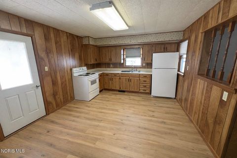Tiny photo for 1220 Jackson Avenue, Defiance, OH 43512 (MLS # 10006361)