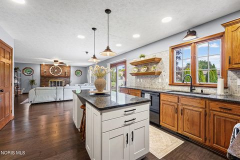 Tiny photo for 415 W Jamestown Avenue, Tiffin, OH 44883 (MLS # 10009320)