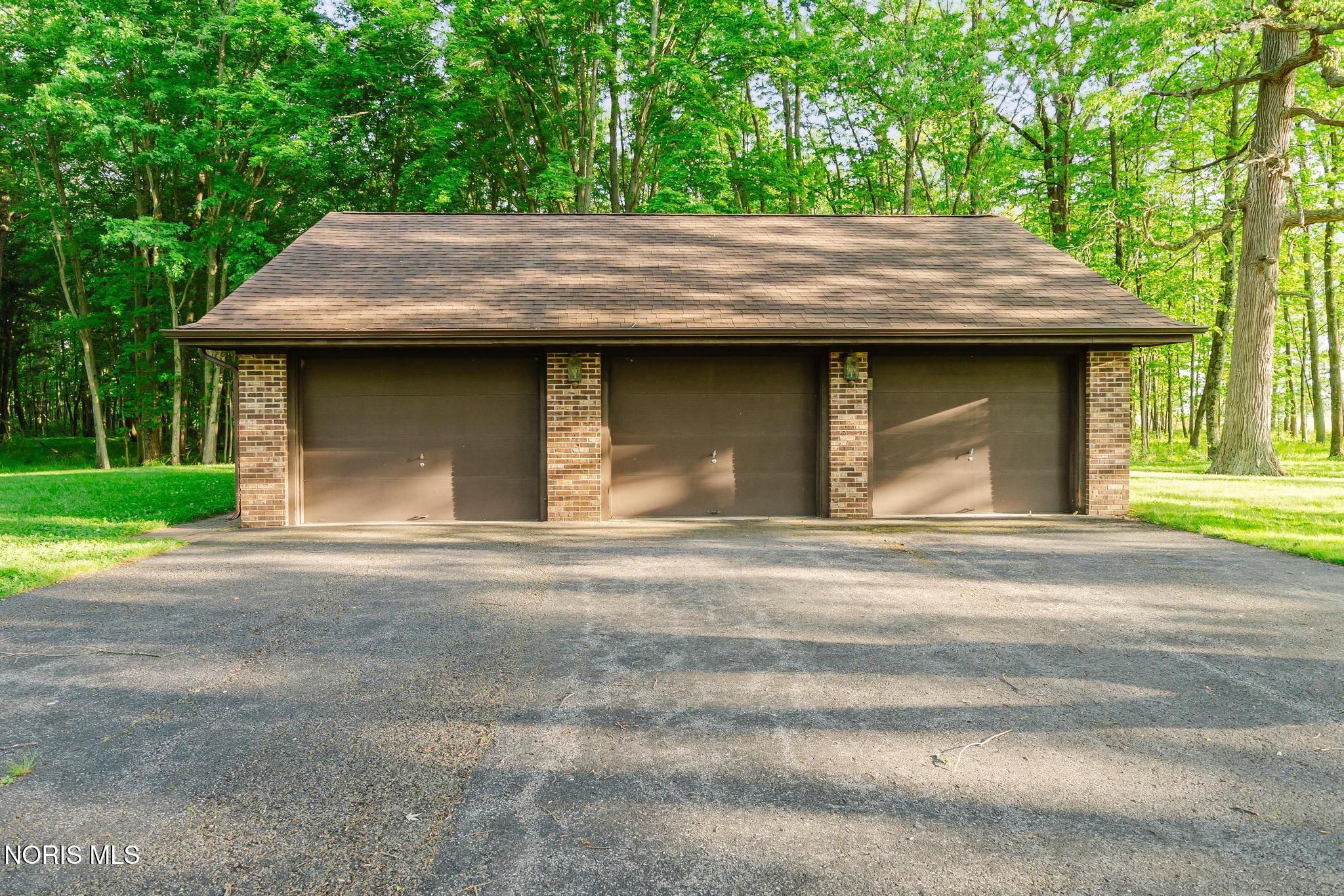 11291 Township Road 227