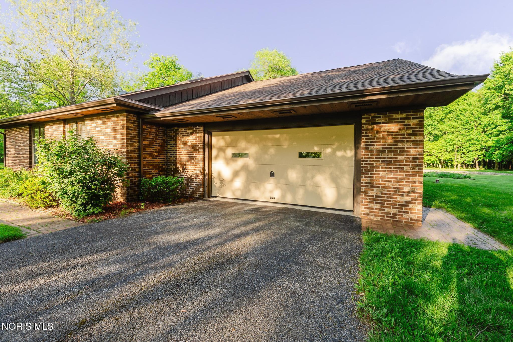 11291 Township Road 227