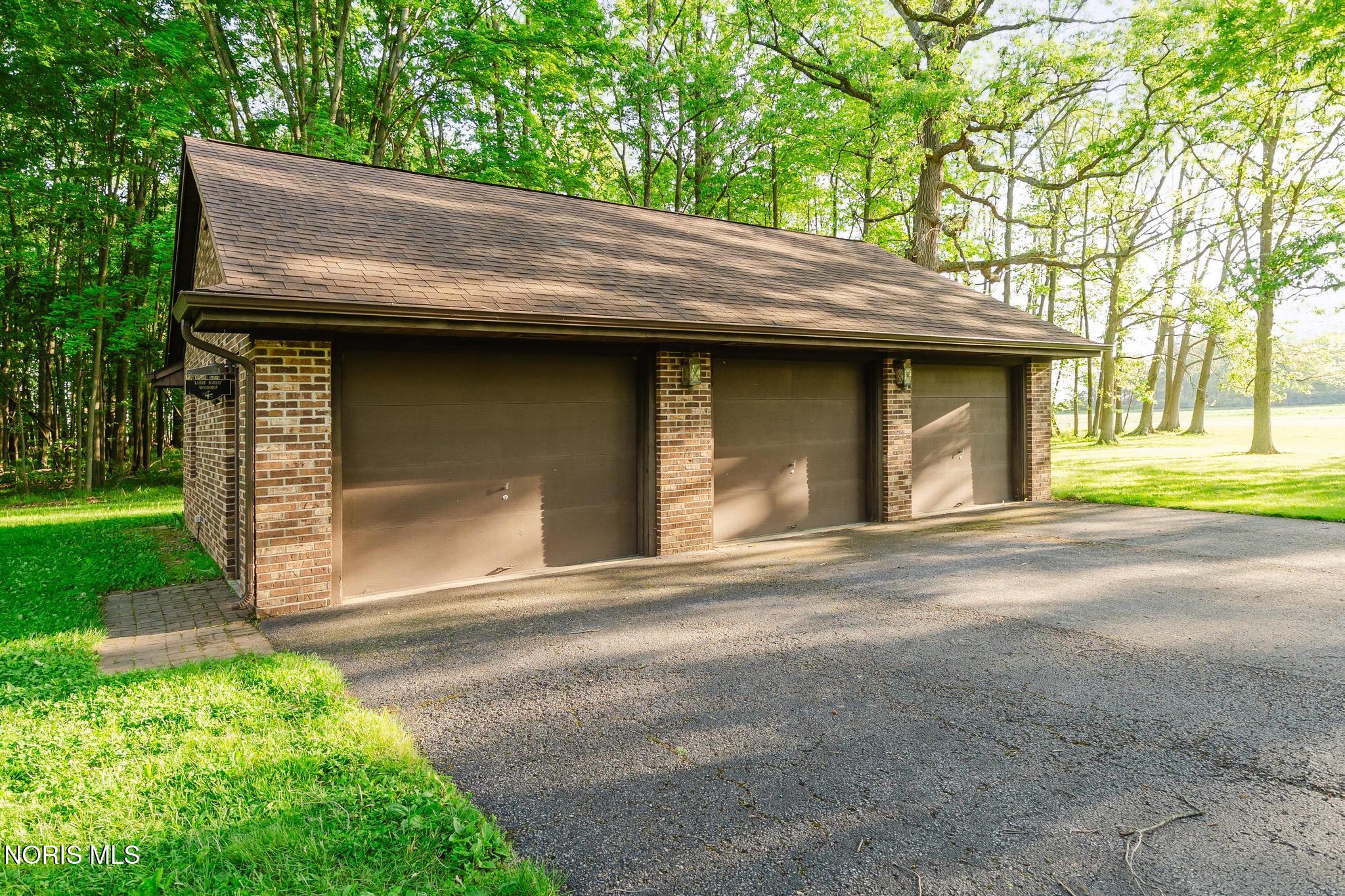 11291 Township Road 227