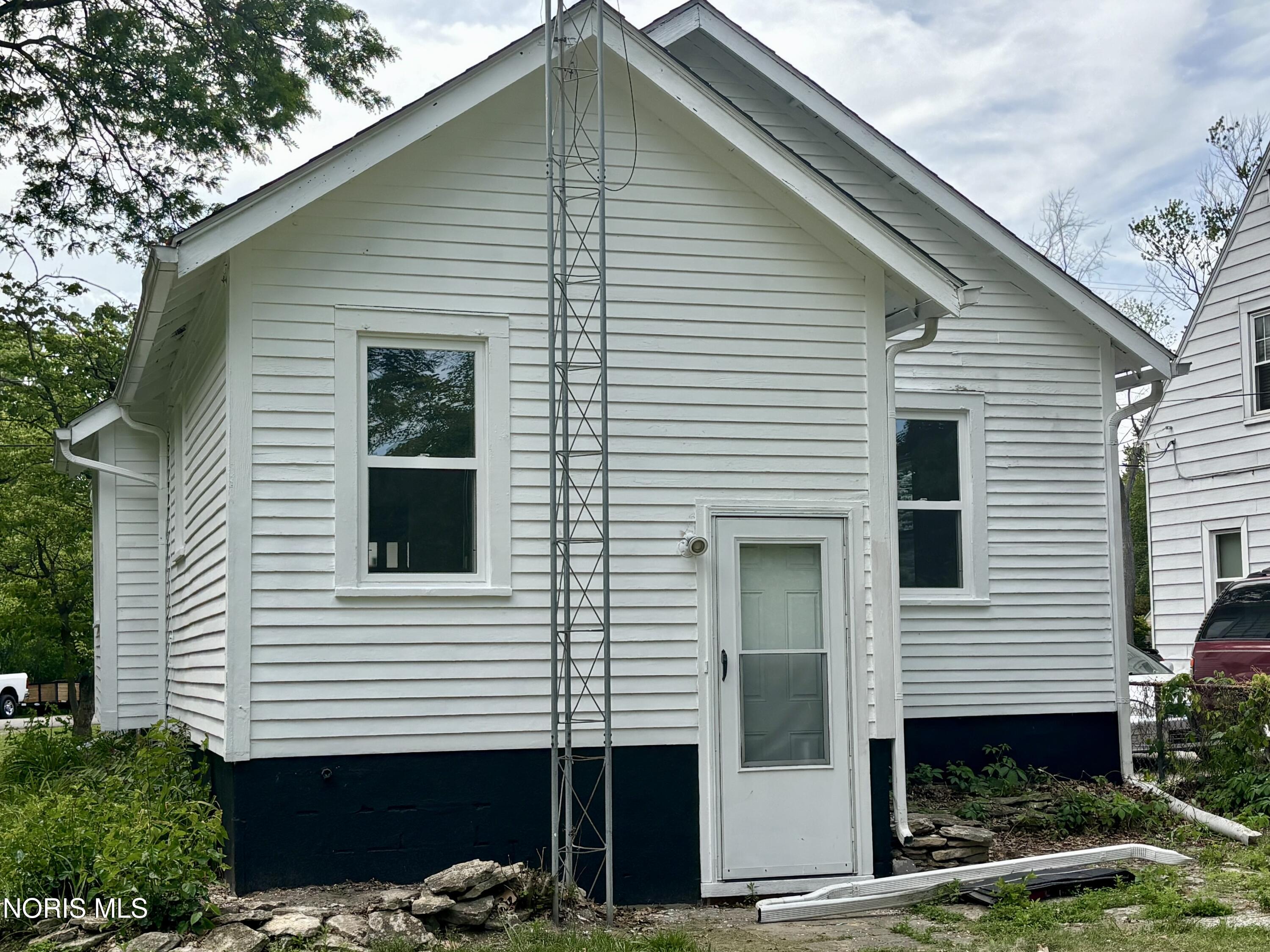 1664 Copley Drive