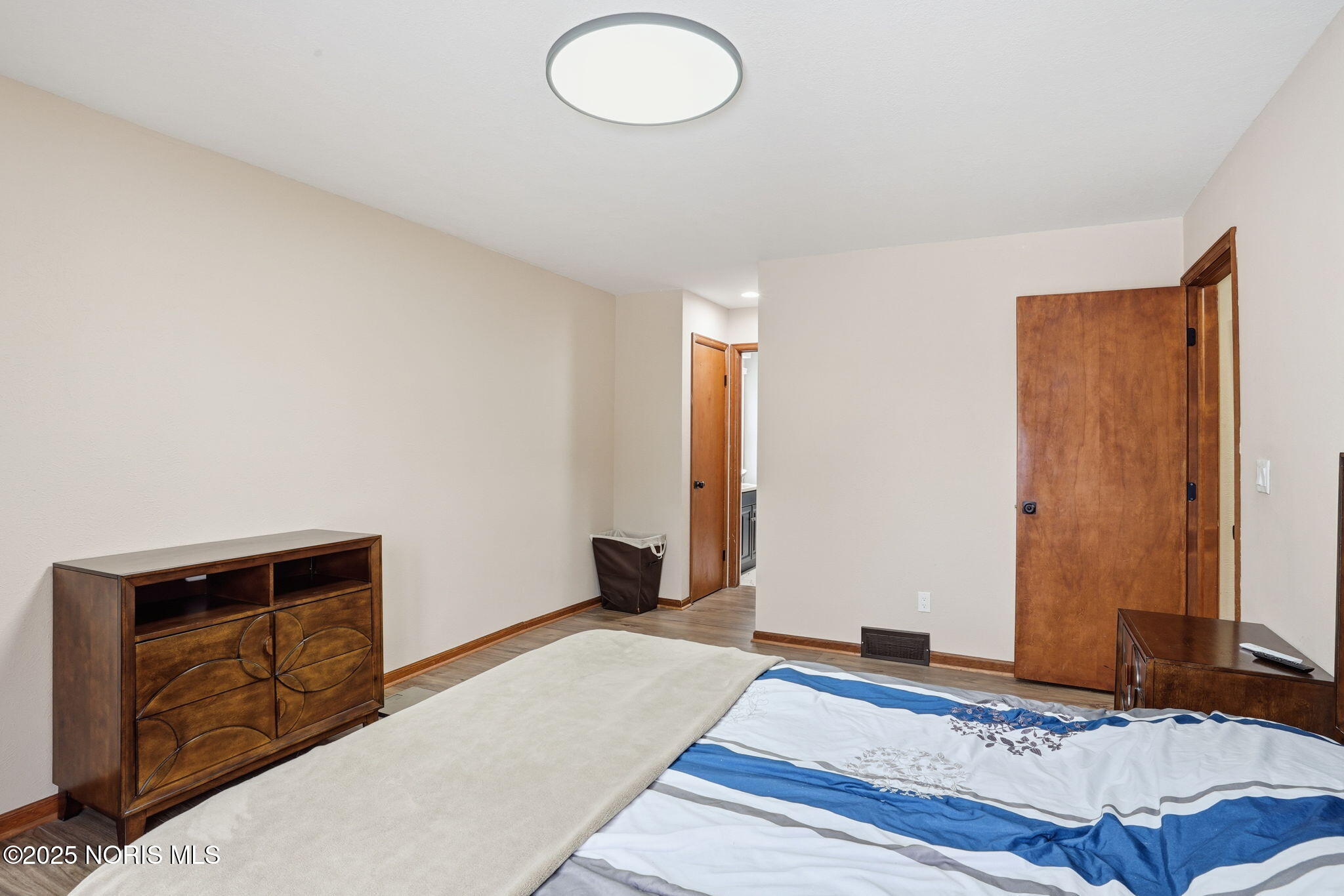 Perrysburg, Ohio 43551, United States, 5 Bedrooms Bedrooms, ,3 BathroomsBathrooms,Residential,Active,174095