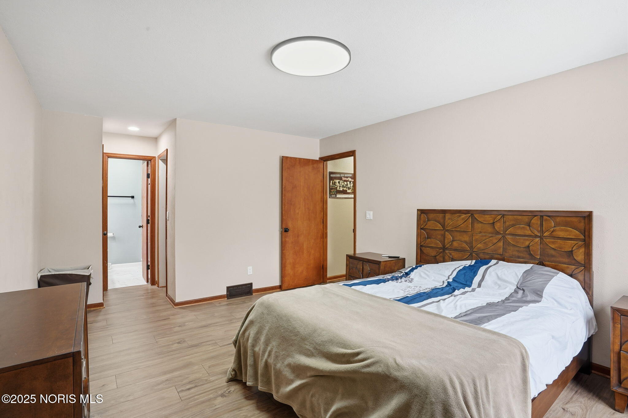 Perrysburg, Ohio 43551, United States, 5 Bedrooms Bedrooms, ,3 BathroomsBathrooms,Residential,Active,174095