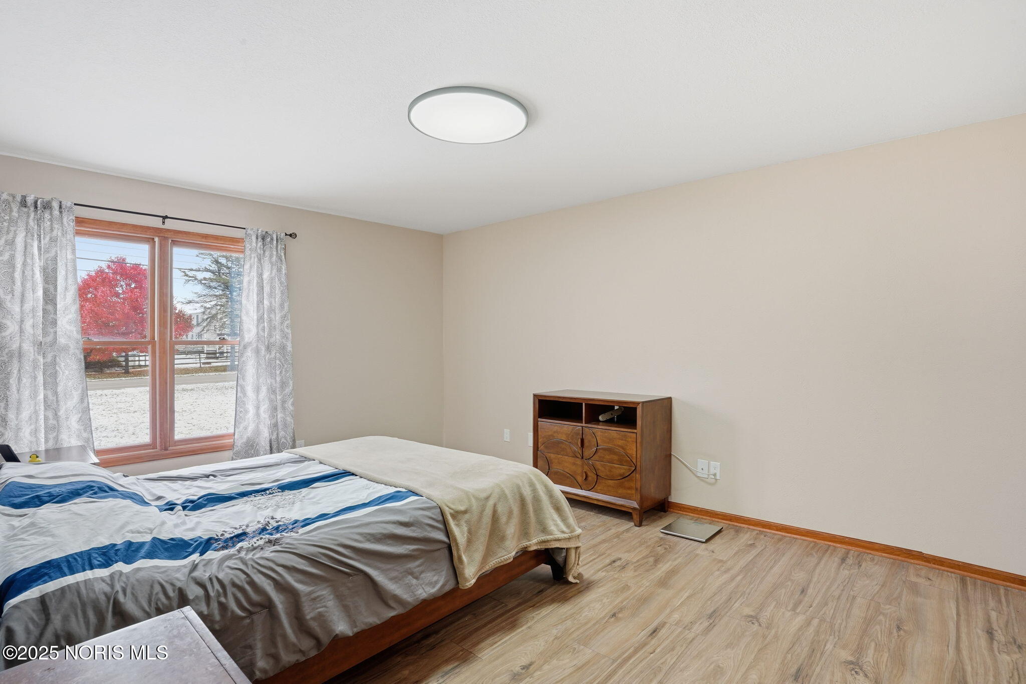 Perrysburg, Ohio 43551, United States, 5 Bedrooms Bedrooms, ,3 BathroomsBathrooms,Residential,Active,174095