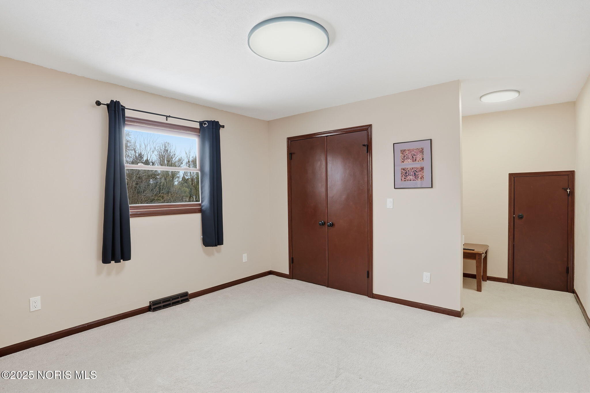 Perrysburg, Ohio 43551, United States, 5 Bedrooms Bedrooms, ,3 BathroomsBathrooms,Residential,Active,174095