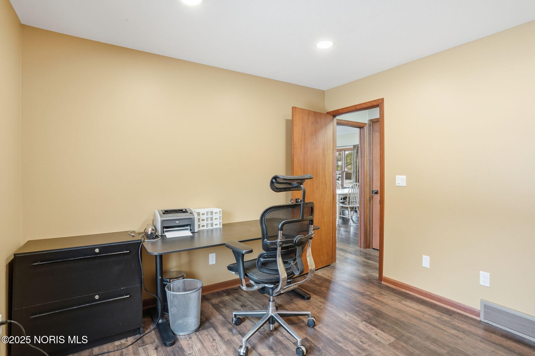 Perrysburg, Ohio 43551, United States, 5 Bedrooms Bedrooms, ,3 BathroomsBathrooms,Residential,Active,174095