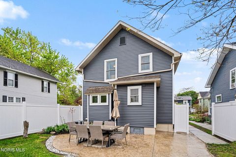 Tiny photo for 430 N Prospect Street, Bowling Green, OH 43402 (MLS # 10007072)