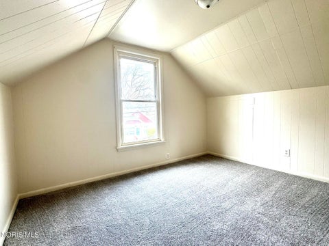 Tiny photo for 965 Curtis Street, Toledo, OH 43609 (MLS # 10011180)