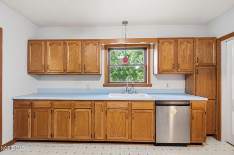 Tiny photo for 549 N Gilbert Street, Ada, OH 45810 (MLS # 10009339)