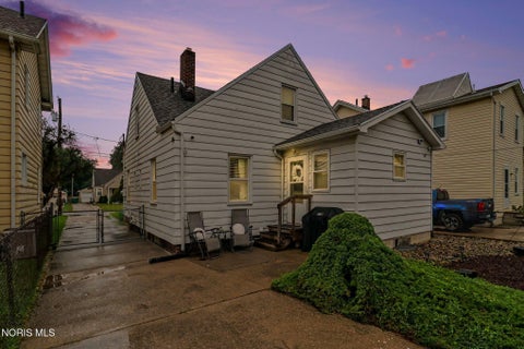 Tiny photo for 130 Helen Drive, Rossford, OH 43460 (MLS # 10013567)