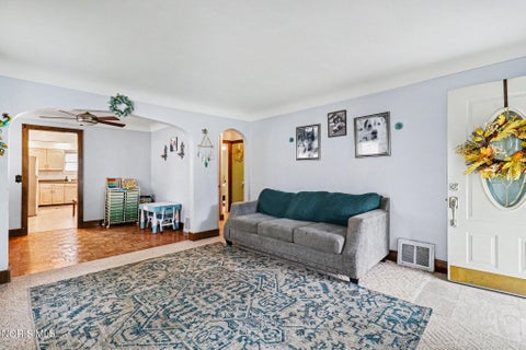 Tiny photo for 130 Helen Drive, Rossford, OH 43460 (MLS # 10013567)