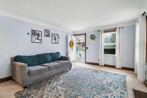 Tiny photo for 130 Helen Drive, Rossford, OH 43460 (MLS # 10013567)