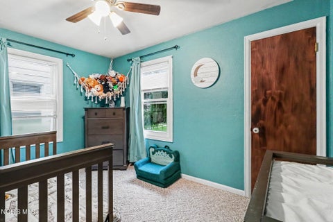 Tiny photo for 130 Helen Drive, Rossford, OH 43460 (MLS # 10013567)