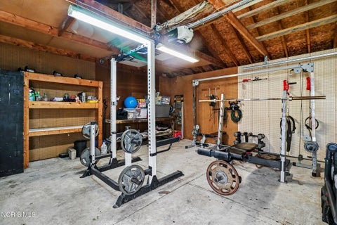 Tiny photo for 130 Helen Drive, Rossford, OH 43460 (MLS # 10013567)