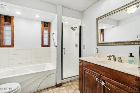 Tiny photo for 130 Helen Drive, Rossford, OH 43460 (MLS # 10013567)