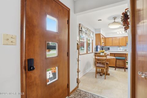 Tiny photo for 1200 5th Street, Findlay, OH 45840 (MLS # 10000817)