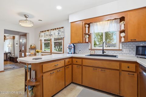 Tiny photo for 1200 5th Street, Findlay, OH 45840 (MLS # 10000817)