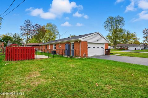 Tiny photo for 1200 5th Street, Findlay, OH 45840 (MLS # 10000817)