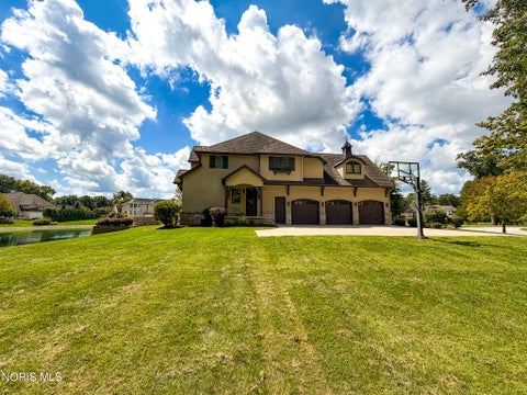 Tiny photo for 8439 Aarons Wood Court, Sylvania, OH 43560 (MLS # 10013182)