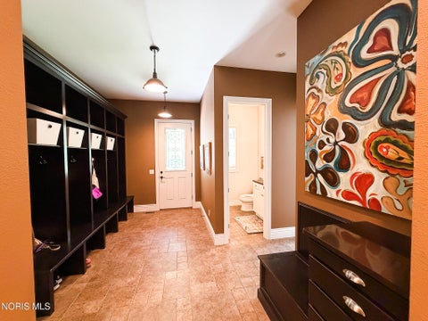 Tiny photo for 8439 Aarons Wood Court, Sylvania, OH 43560 (MLS # 10013182)