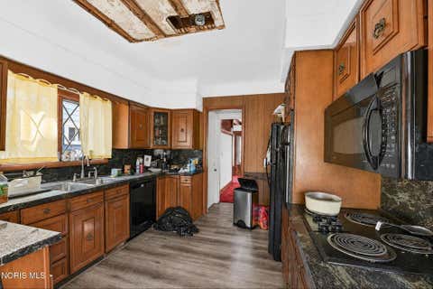 Tiny photo for 1037 Prospect Avenue, Toledo, OH 43606 (MLS # 10012219)
