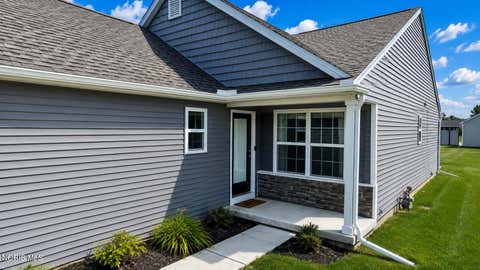 Tiny photo for 8757 Howe Lane, Sylvania, OH 43560 (MLS # 10011769)