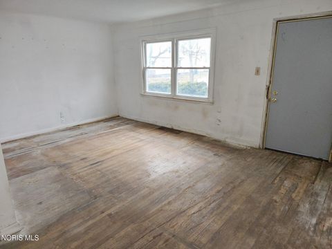 Tiny photo for 328 White Street, Toledo, OH 43605 (MLS # 10006369)