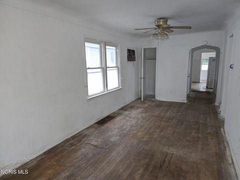 Tiny photo for 328 White Street, Toledo, OH 43605 (MLS # 10006369)