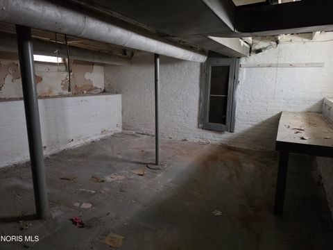 Tiny photo for 328 White Street, Toledo, OH 43605 (MLS # 10006369)