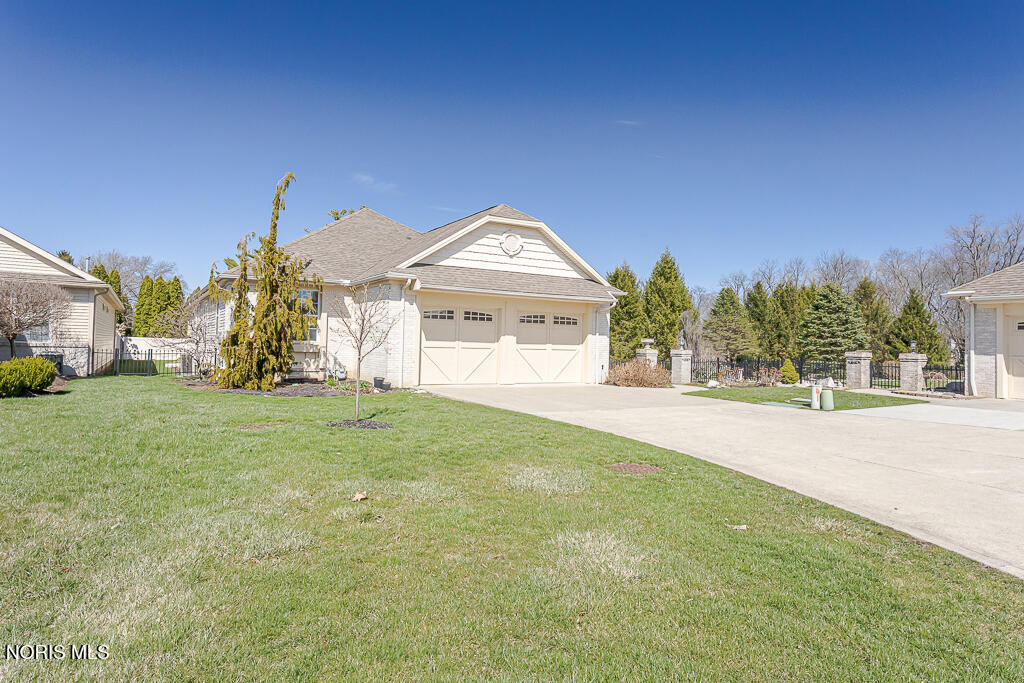 10116 Blue Creek North