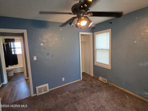 Photo of 7 E Capistrano Avenue, Toledo, OH 43612 (MLS # 10000880)