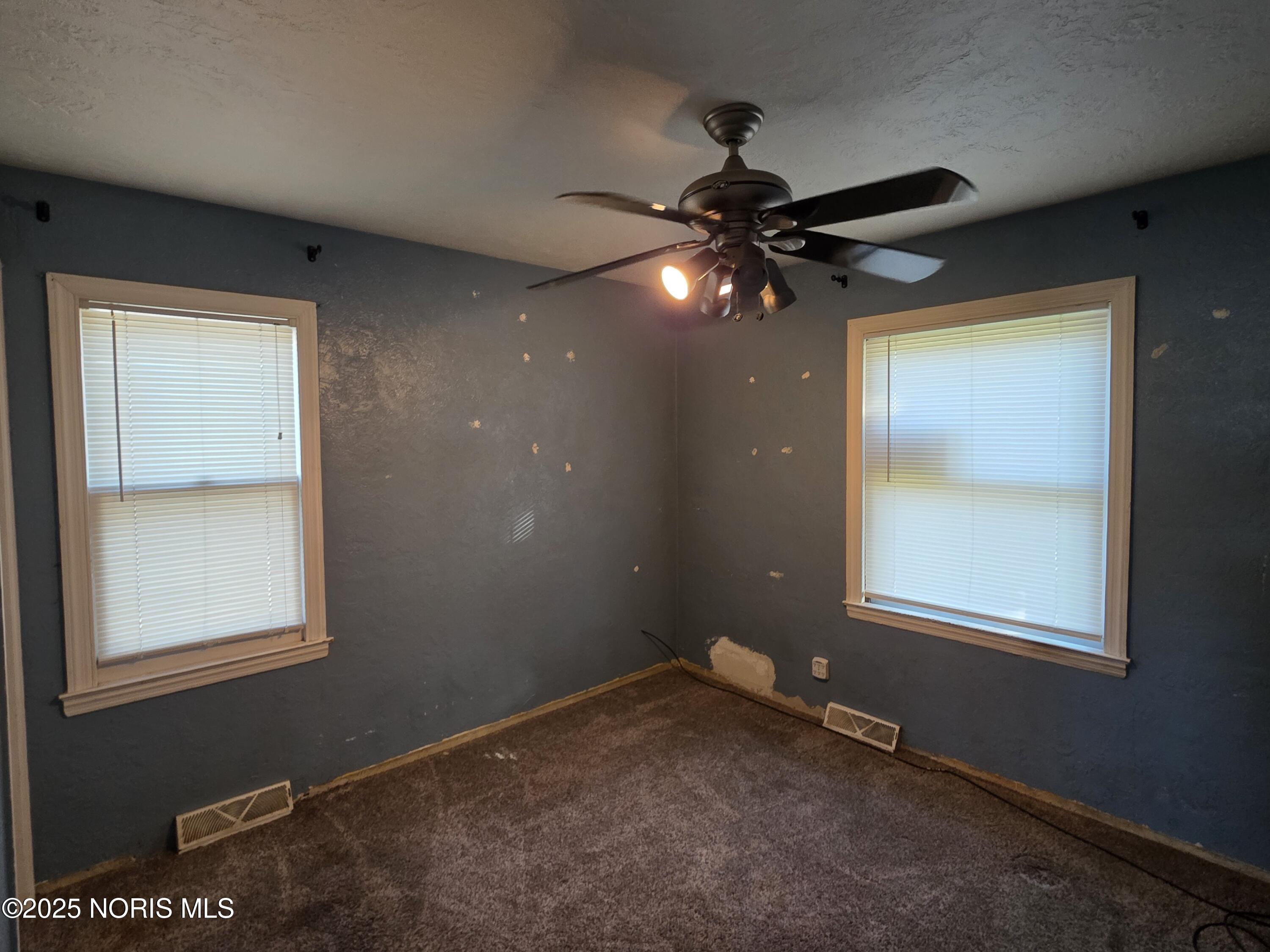 7 E Capistrano Avenue