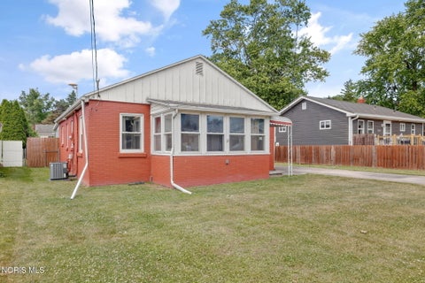 Tiny photo for 2241 Rood Street, Toledo, OH 43613 (MLS # 10009268)