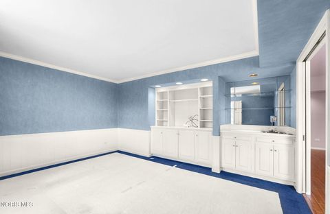 Tiny photo for 4343 W Bancroft Street #Apt 4g, Ottawa Hills, OH 43615 (MLS # 10007142)